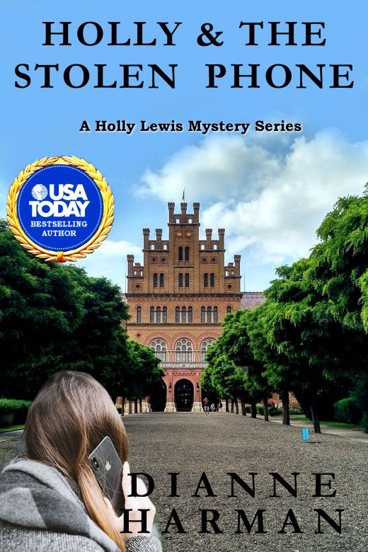 Holly & the Stolen Phone: A Holly Lewis Mystery