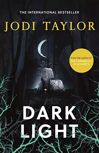 Dark Light: A twisting and captivating supernatural thriller